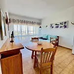 Tres Castelos Rocha Fantastic * بورتيماو